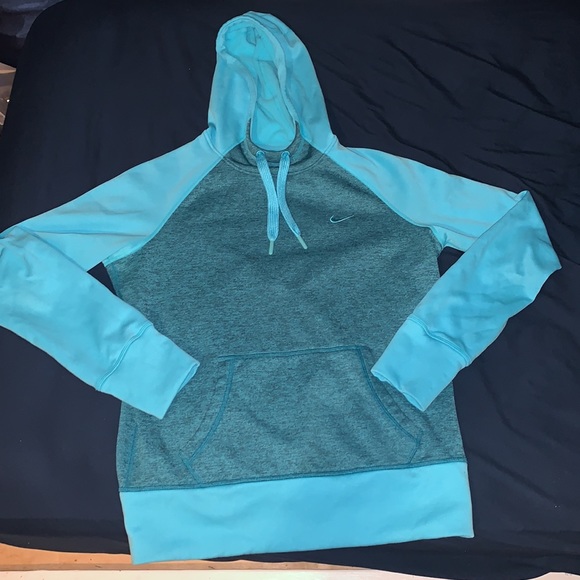 Nike Dry fit sweater - Picture 2 of 3